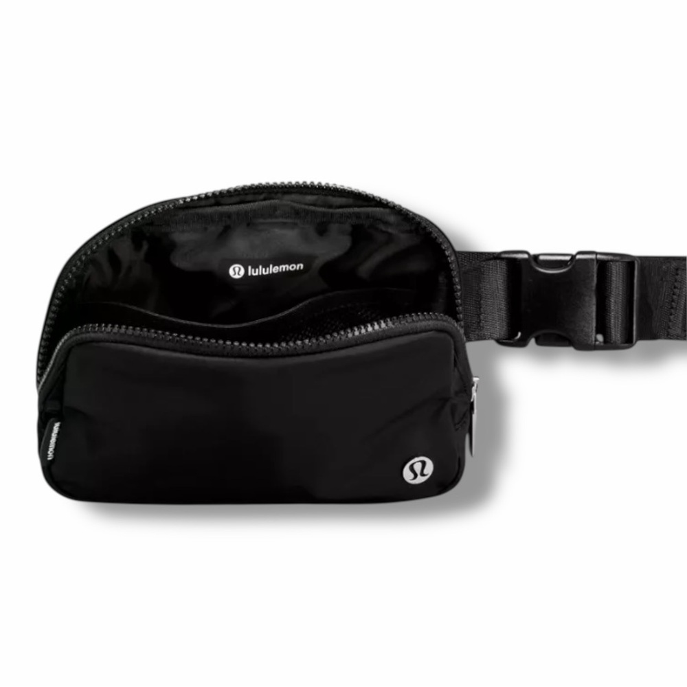 Lululemon Everywhere 1L Crossbody Belt Bag - Black/Silver - NWT - Picture 3 of 4